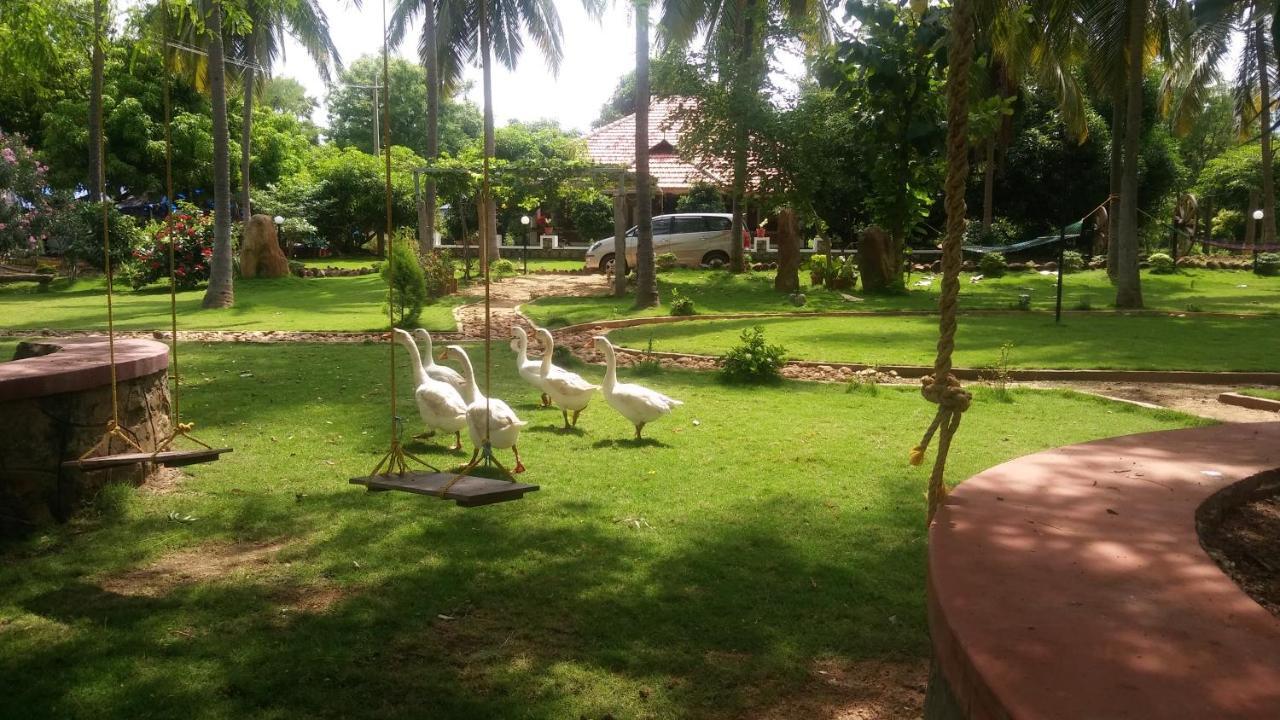 Mango Village Farm House Nelliyampathy Exterior foto